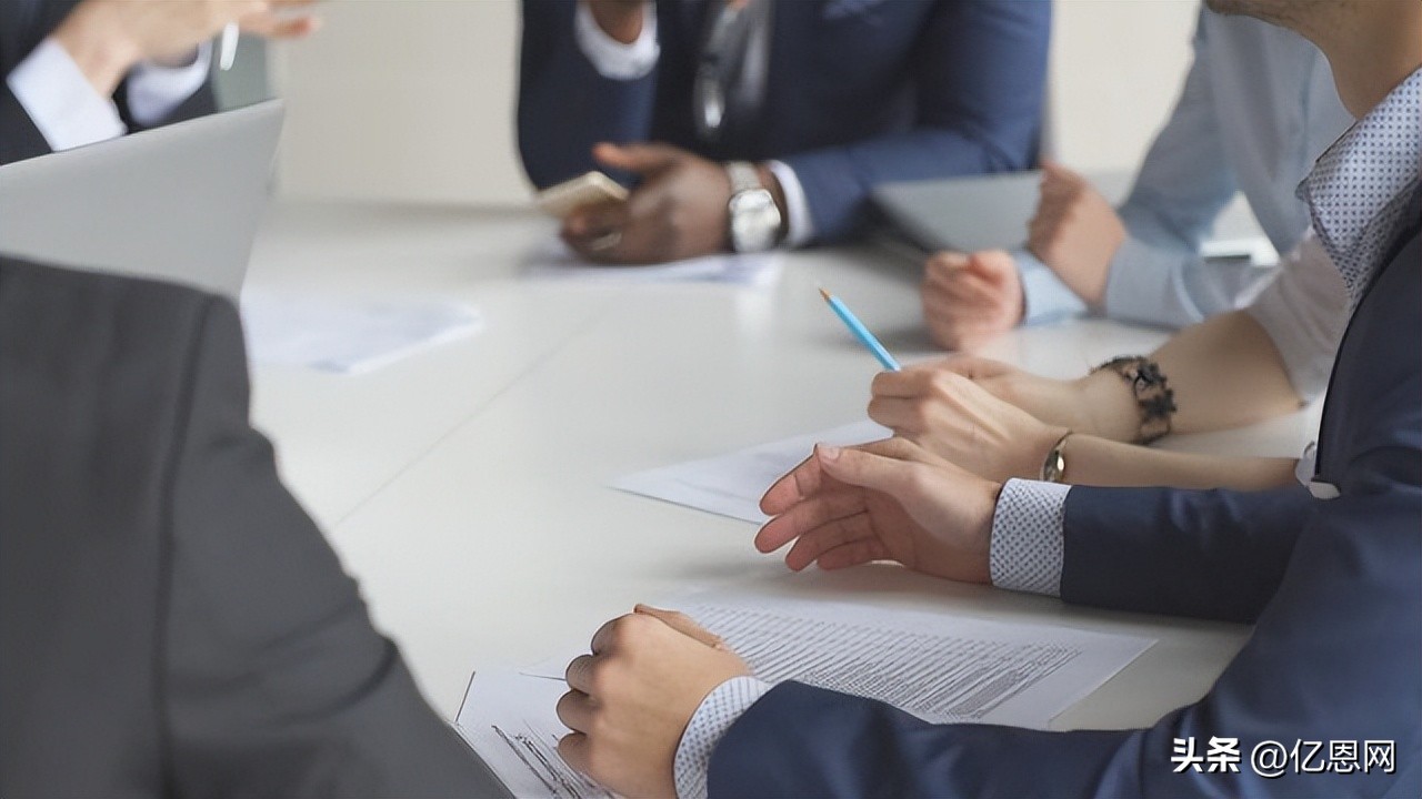 9个平台只活下来3个，多平台布局不香了？