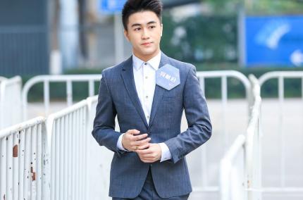 何猷君豪门之争,任正非的女儿姚安娜和何猷君