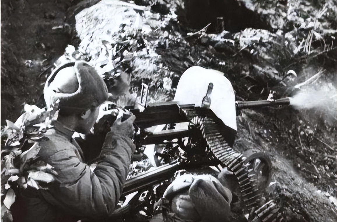 上甘岭大胜，*基伟秦**坦言：多亏了陈赓的神机妙算