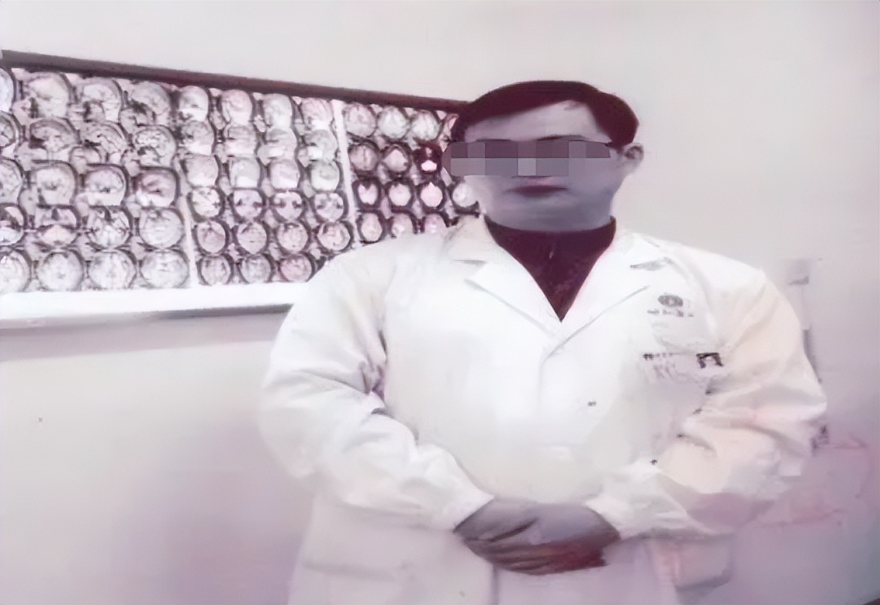 真实事件！12年前湖北男子11天捐精5次后猝死，父亲悲痛索赔400万