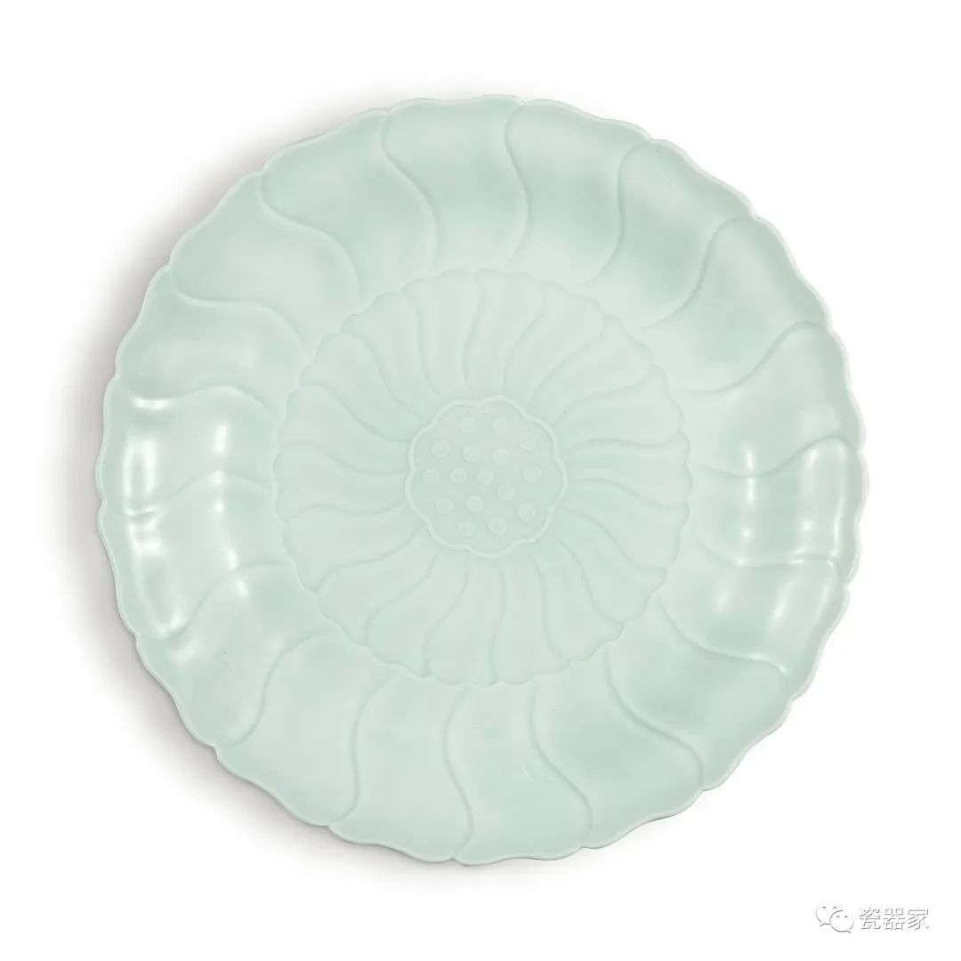 苏富比瓷器秋拍 (苏富比19年香港瓷器春拍)