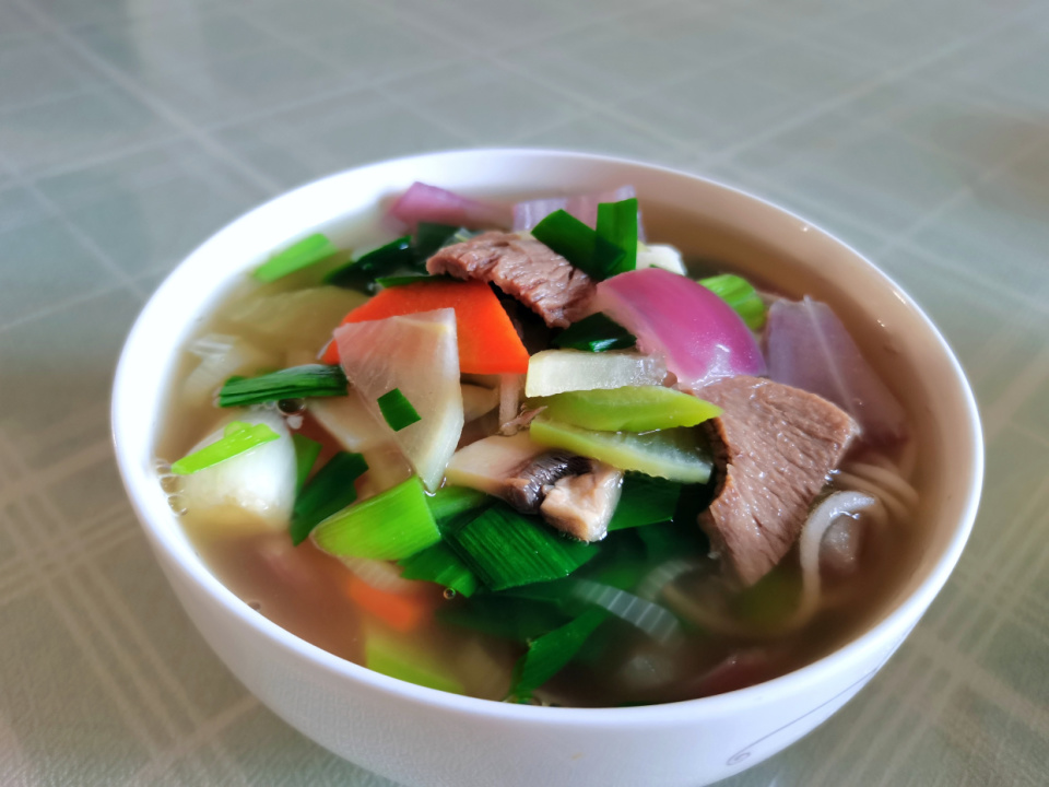 晚餐偶尔吃一顿方便面会不会发胖,晚餐食物推荐营养健康指南