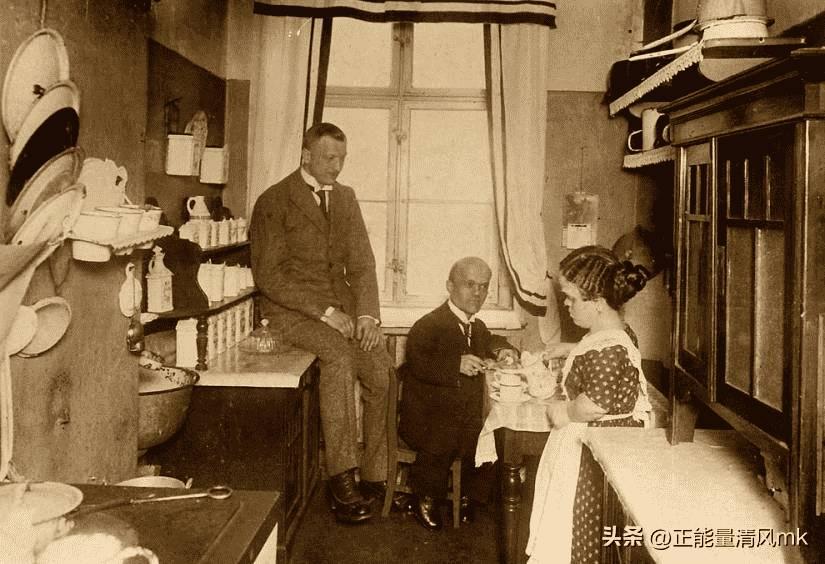 日军日记:*安妇慰**不服从管教,我很愤怒,用*刀刺**插入她的*体下**