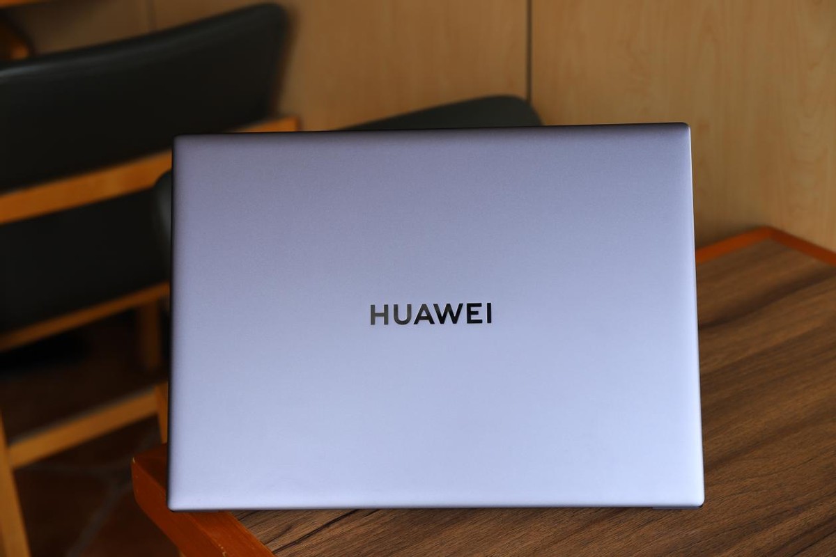 大屏高性能轻薄本！华为MateBook16s2023体验：专业办公最强单品