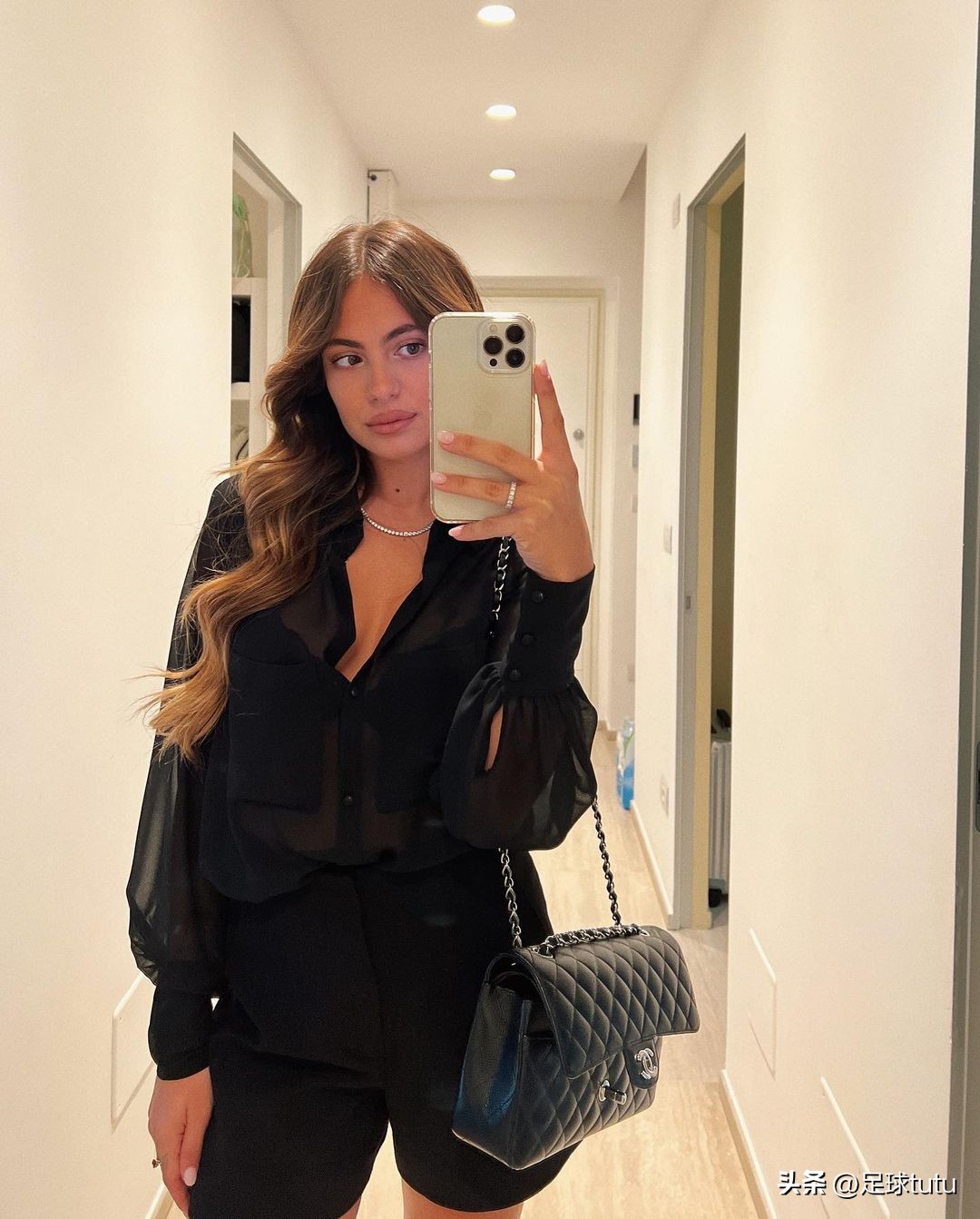 小学生才做选择下一句,小孩才做选择成年人全都要