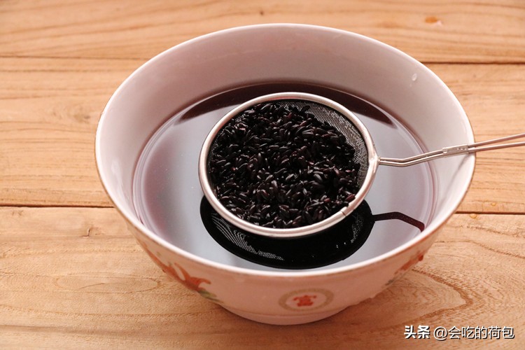 清明时节可以吃的野果,清明前后这种水果千万不要吃