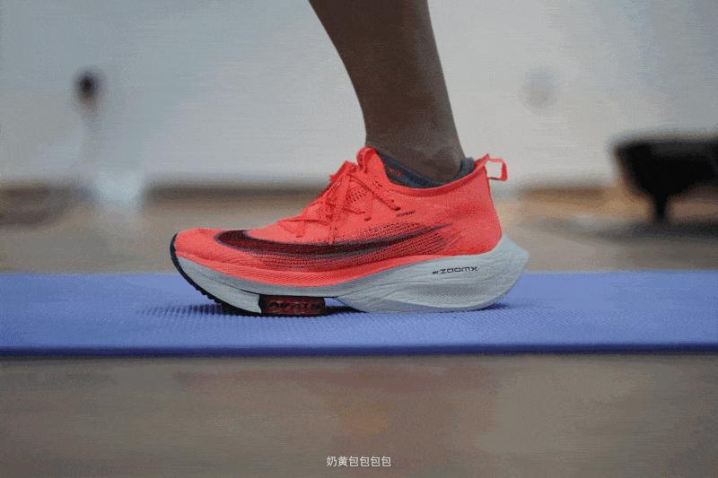 马拉松碳板鞋优势,马拉松next2碳板zoom竞速跑鞋