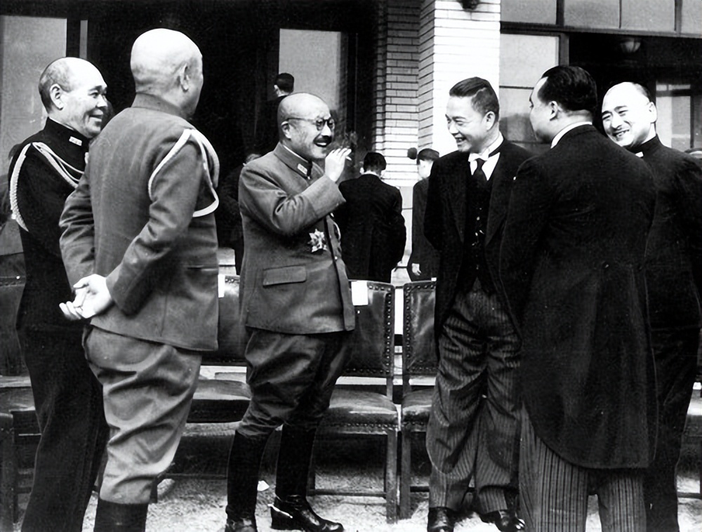 1955年，潘汉年在北京饭店突遭逮捕，陈毅怒斥：太糊涂，无法原谅