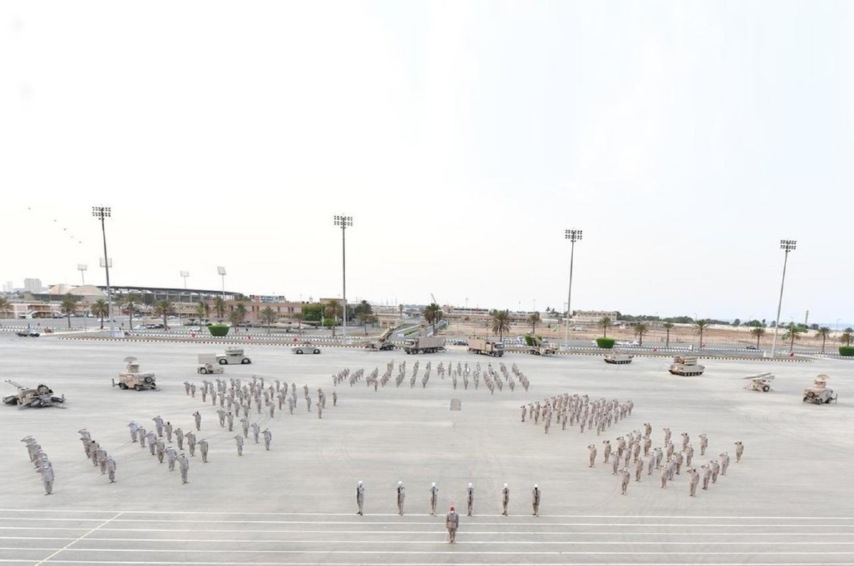 沙特买了东风导弹之后怎么样了,沙特除了买导弹还买了什么武器