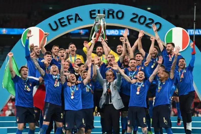 字母哥希腊国足,离谱哥vs中国职业