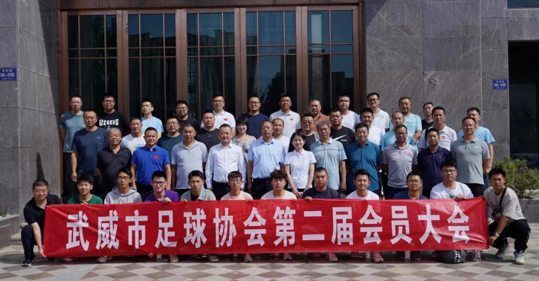 怀揣梦想奋进新征程,怀揣梦想拼搏向前