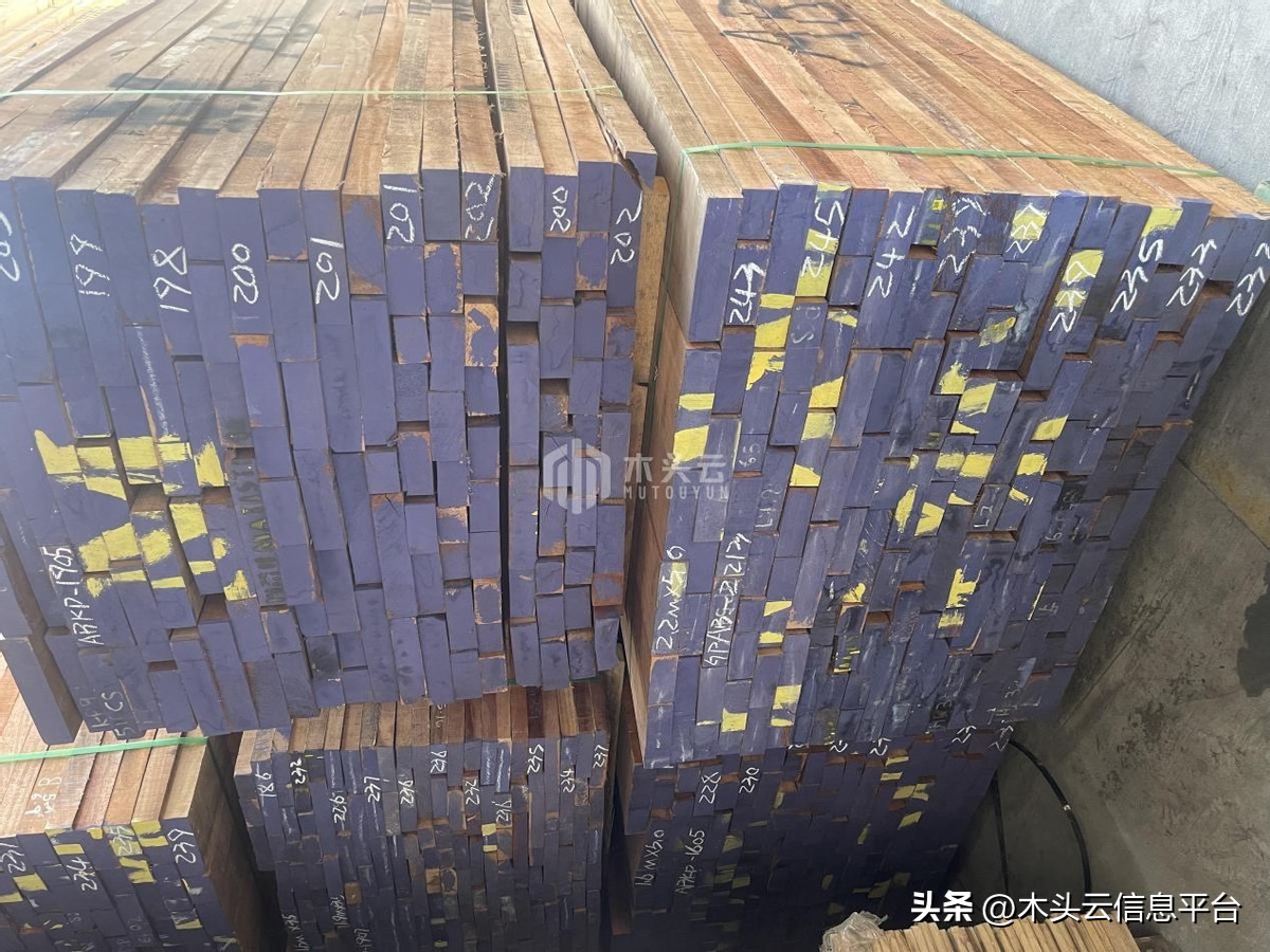 南洋金檀木有味道吗,南洋金檀木比较黄檀木哪个名贵