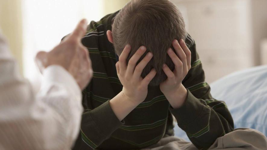 单亲家庭长大的孩子性格有问题,单亲家庭孩子两种人格