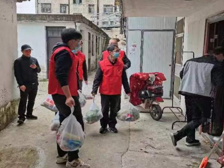 抗疫社区网格员,暖心网格员的温情坚守