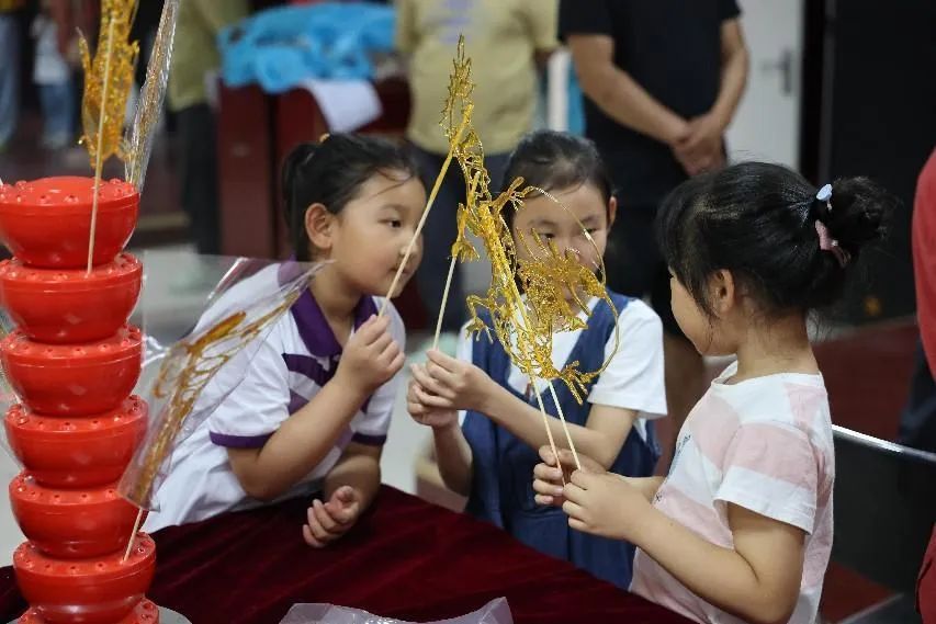缤纷嘉年华六一喜乐会,缤纷六一快乐成长主题活动