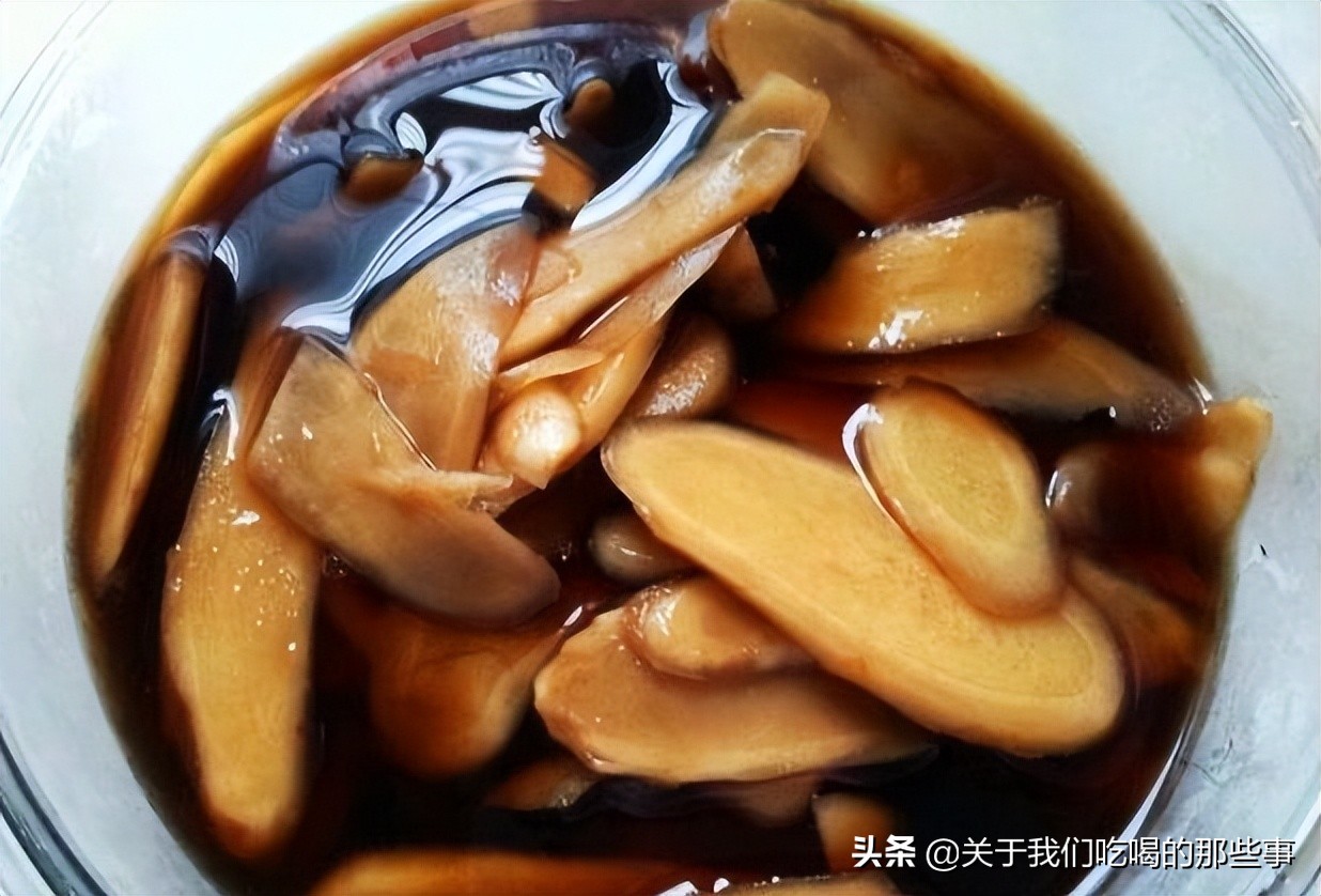 醋泡姜养生必备,醋泡姜有神奇功效