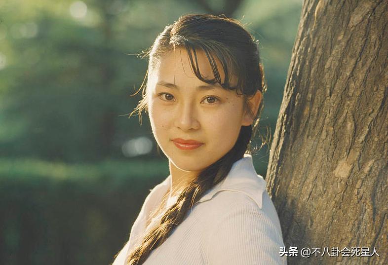 利智和李连杰的日常生活,黄秋燕和李连杰现任妻子