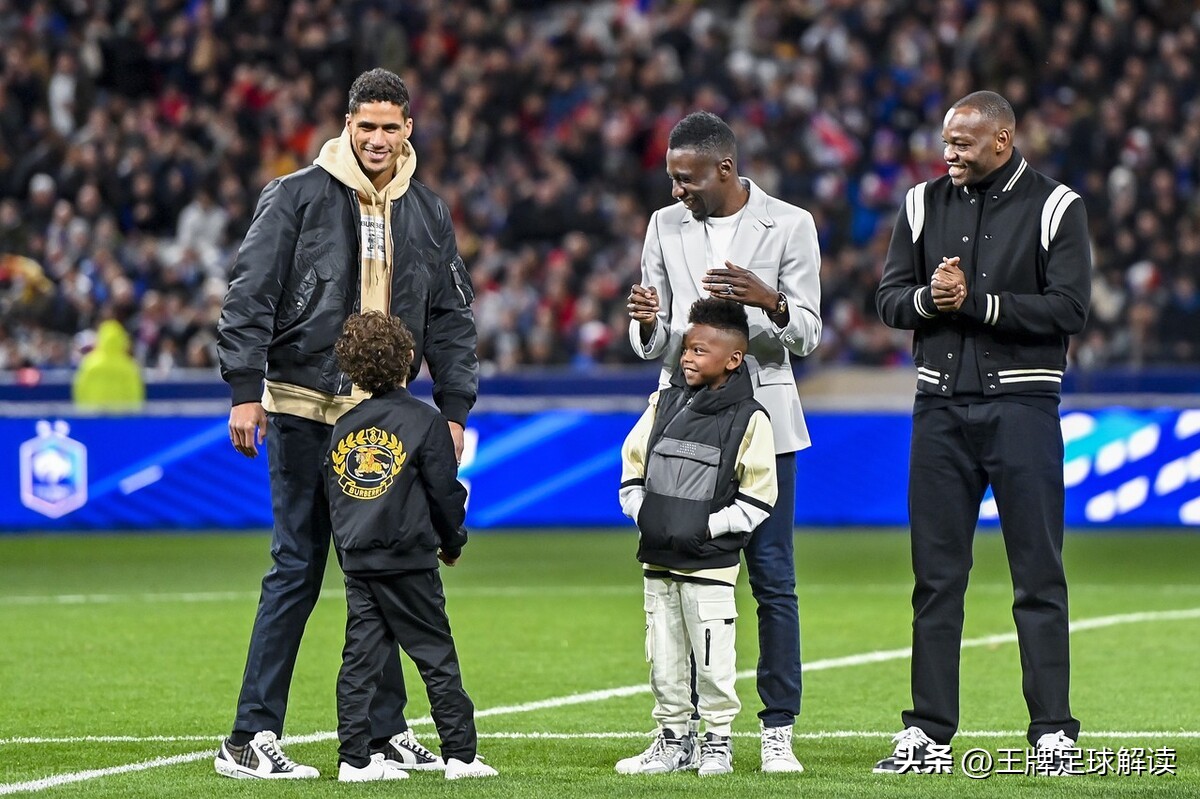 利物浦时隔30年夺冠克洛普,瓜迪奥拉评价克洛普夺得英超冠军