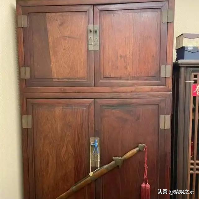 李立群豪宅三大件阳台,李立群家客厅