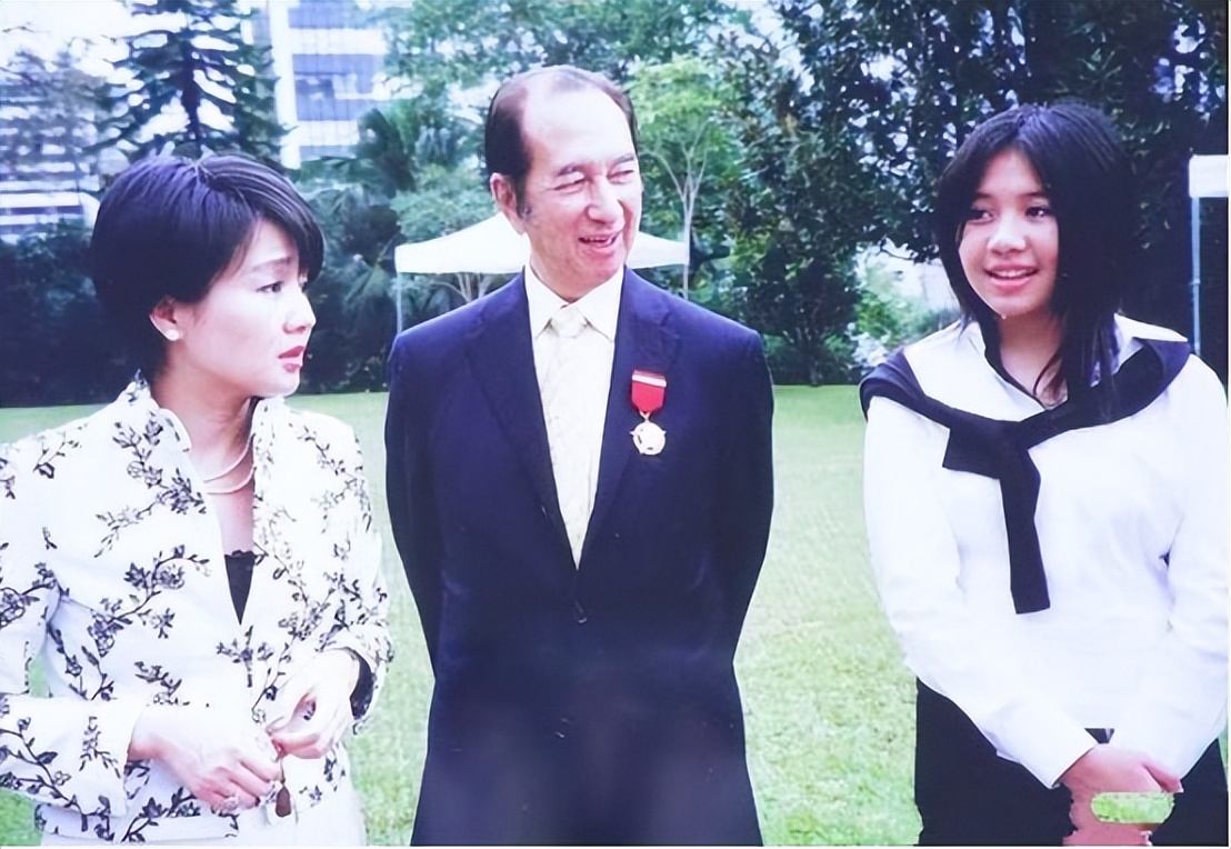 何超盈婚后低调,何超盈几岁结婚