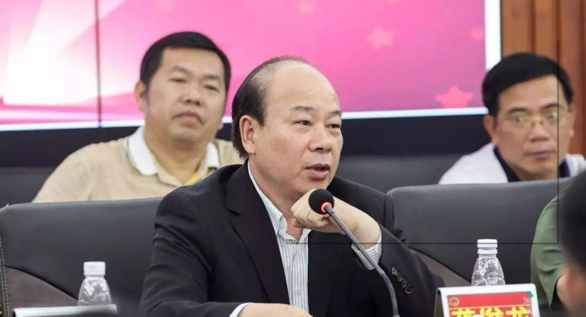 广东汕尾这个县多牛？涌现3位百亿富豪，1人捐2亿建中学3亿建医院