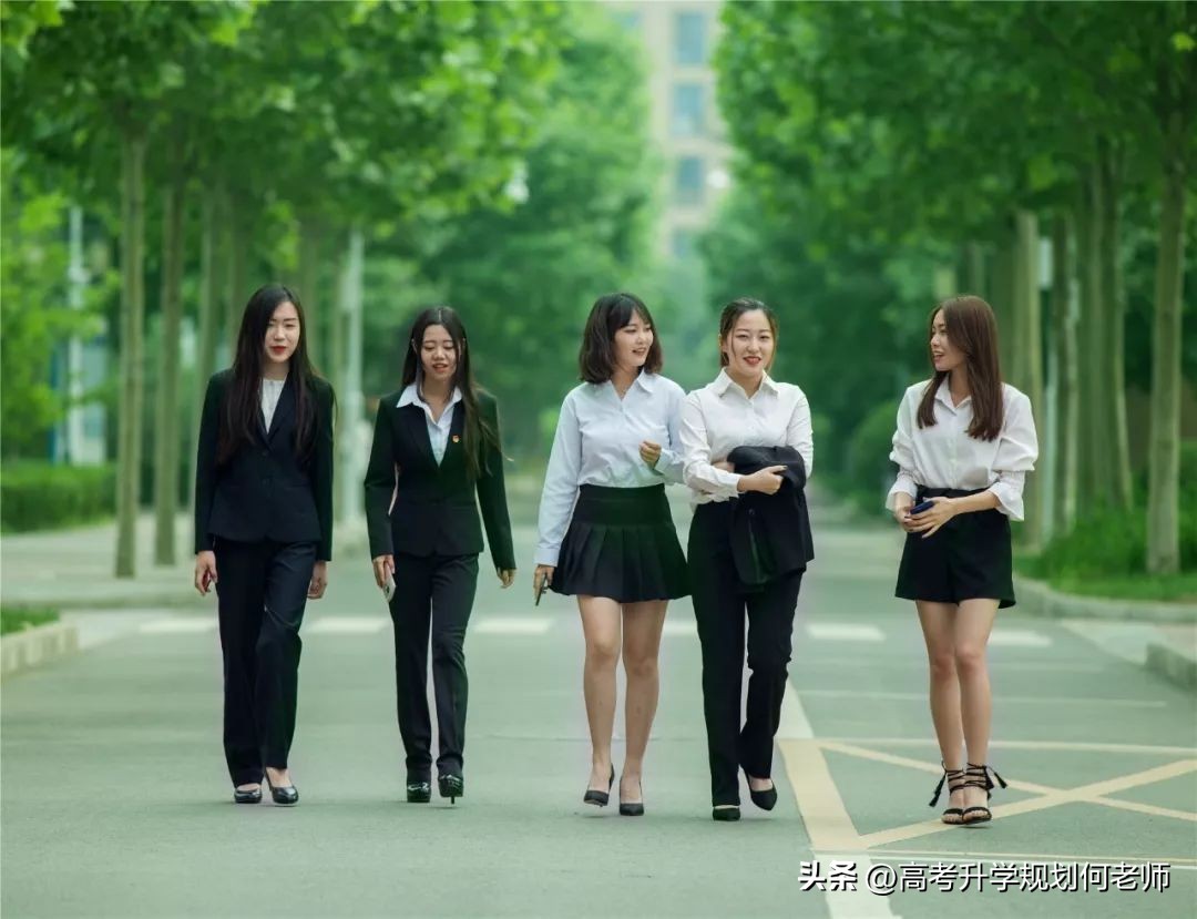 十所双高a档定向士官学校,北京电子职业学院定向军士简介