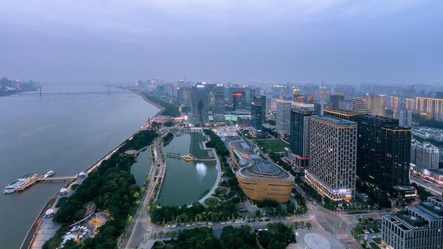 杭州旅游住西湖还是杭州东站,去杭州西湖住西湖还是东站方便