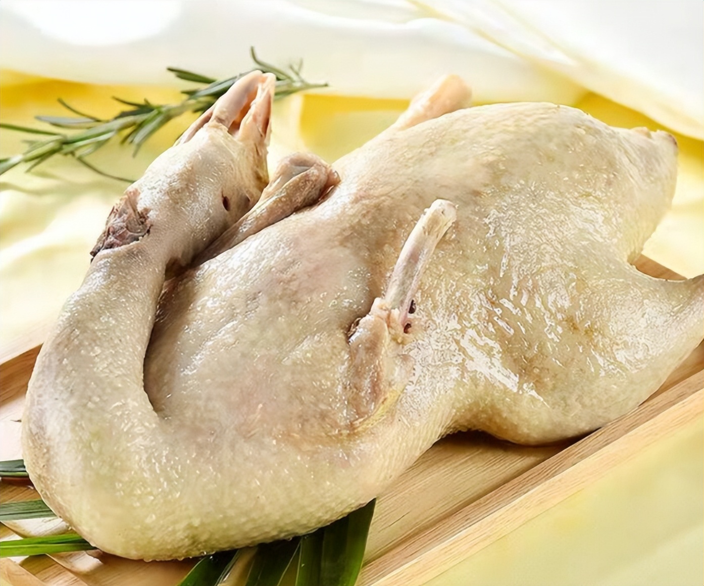 长沙男子吐槽,南京盐水鸭真难吃