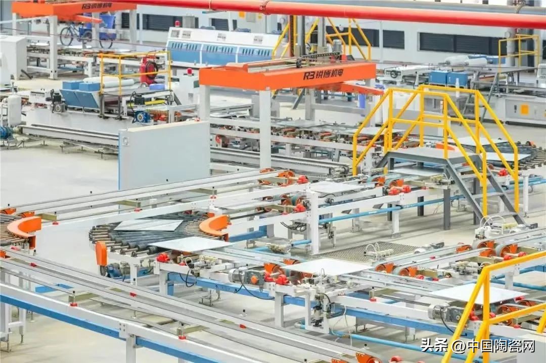 替公司制作衣服贴牌能赚钱不,陶业贴牌失败原因