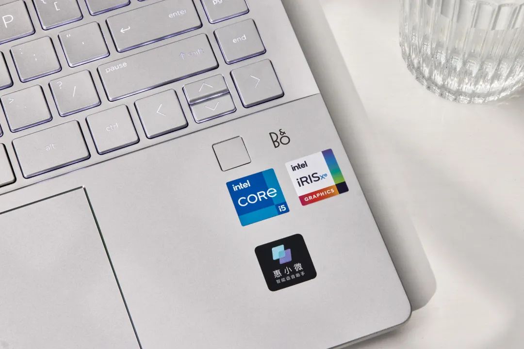 PS、卖衣服、教舞蹈......这届大学生为了搞副业能有多拼？