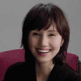 当46岁袁泉和63岁费翔站在一起，我终于明白，什么是顶级骨相