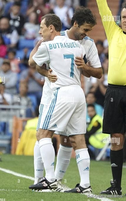 难道是卡尔美的错，被银河战舰坑惨的球员，为什么都穿joma球鞋