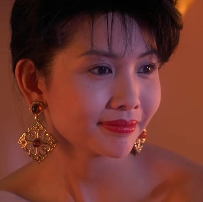 龅牙凸嘴,龅牙凸嘴露牙龈