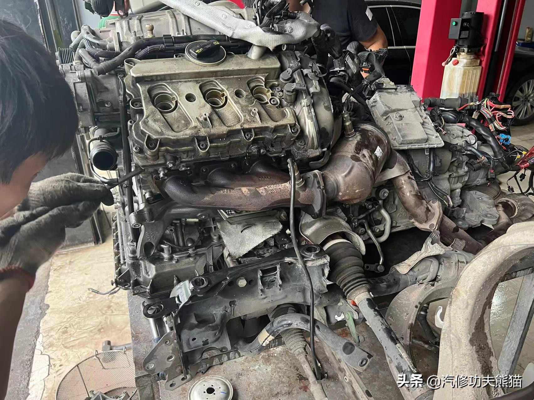 奥迪a8烧机油严重怎么解决,刘团长修奥迪a8烧机油后续