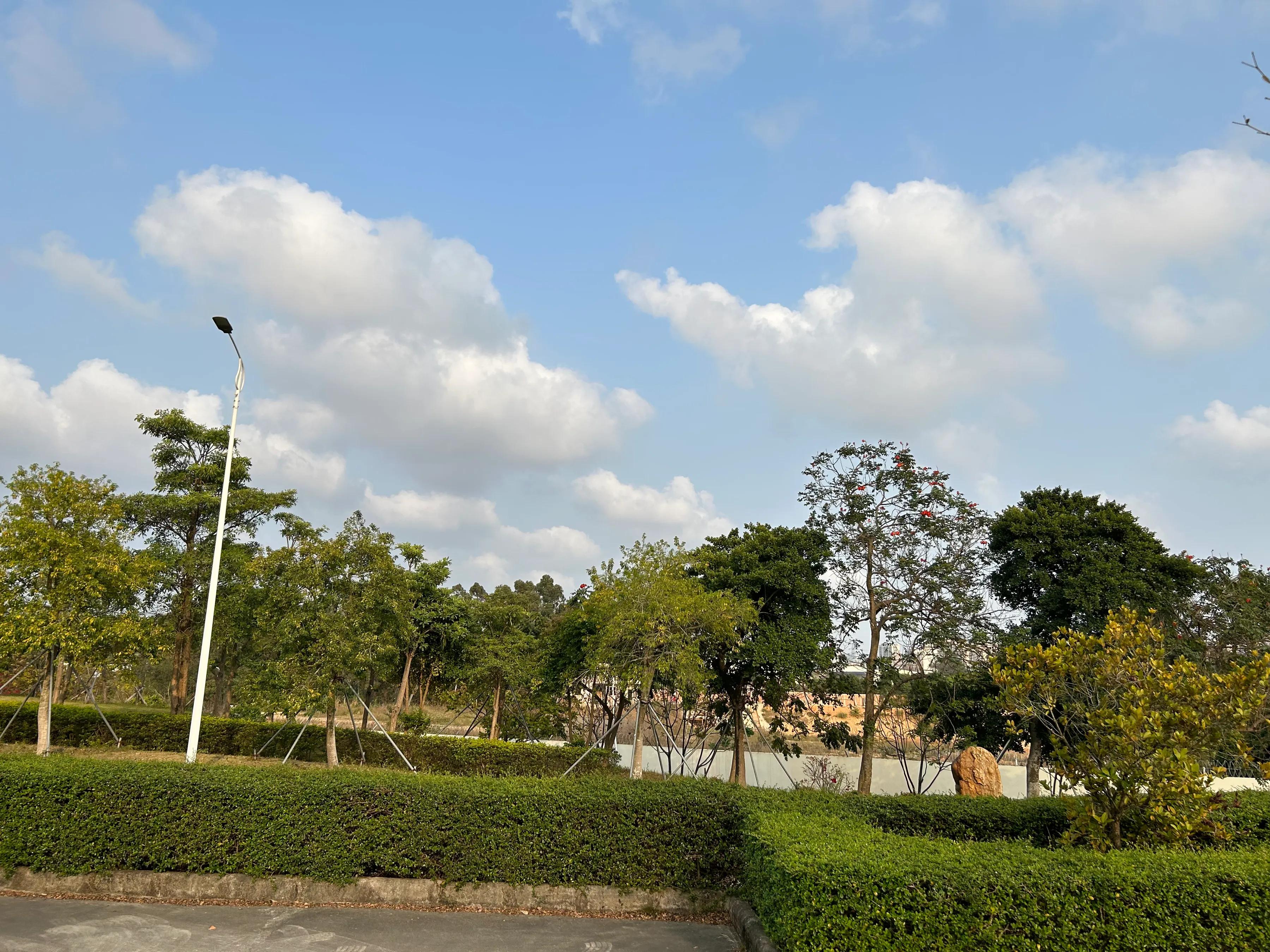 前2个月我国外贸进出口较快增长,中国对美国贸易6月顺差