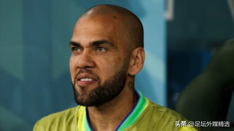 足坛十佳后卫,世界足坛右边后卫身价排名