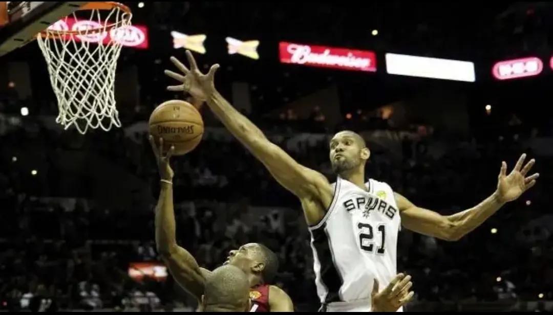 篮球取代足球成为第一运动,篮球和足球谁是世界第一运动争论