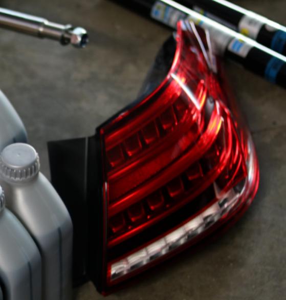 奔驰w212翻新改造全过程,奔驰w212老车翻新