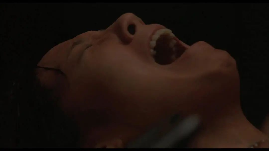 震碎三观的激情大片，别只看到女神全裸