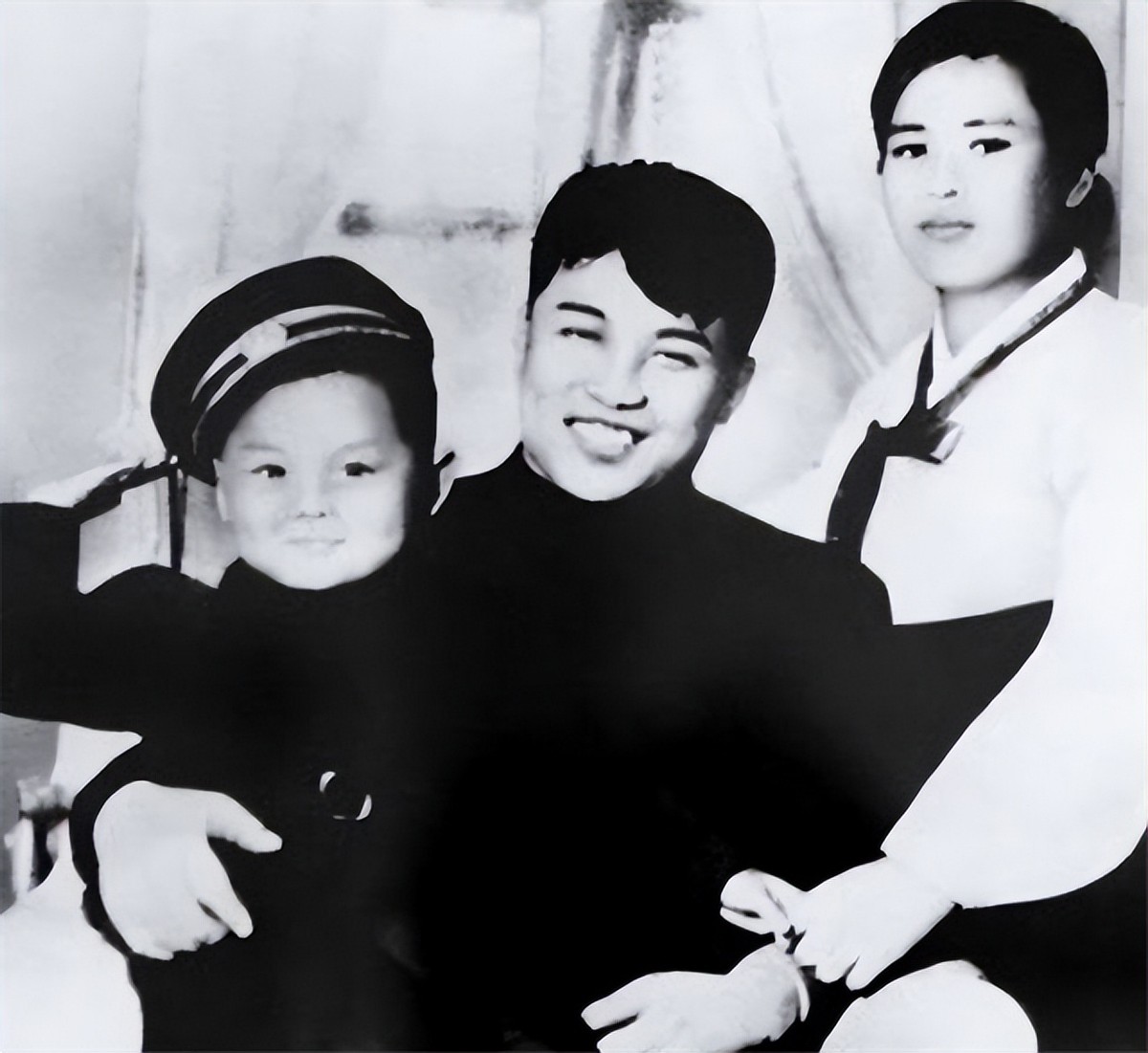 1997年重庆老妇访问朝鲜，祭拜金日成后，提出了一个大胆的建议