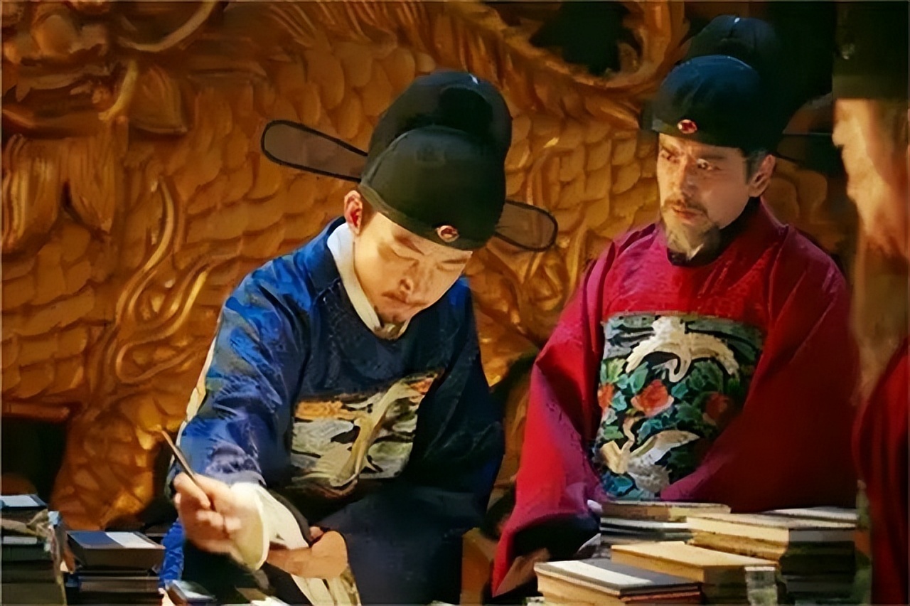 明朝被李自成打下后发生了什么,明末被李自成拷刑的京官