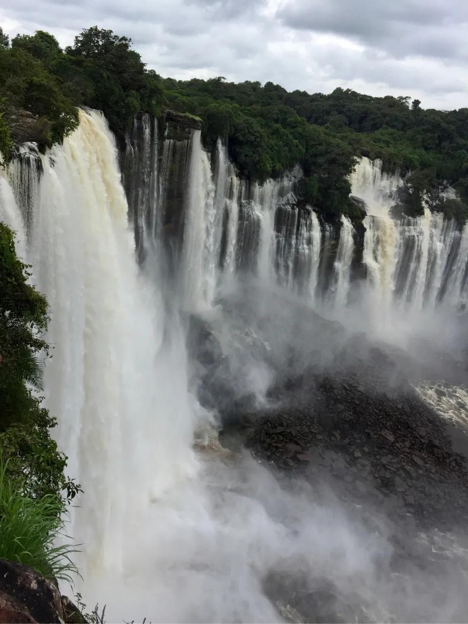 中国最大的瀑布是什么瀑布在哪里,世界落差最大的瀑布是什么瀑布