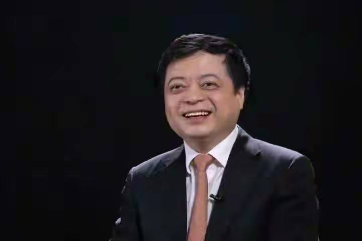 白手起家身价上亿父亲仍是修鞋人,白手起家身家上亿父亲仍是修鞋匠