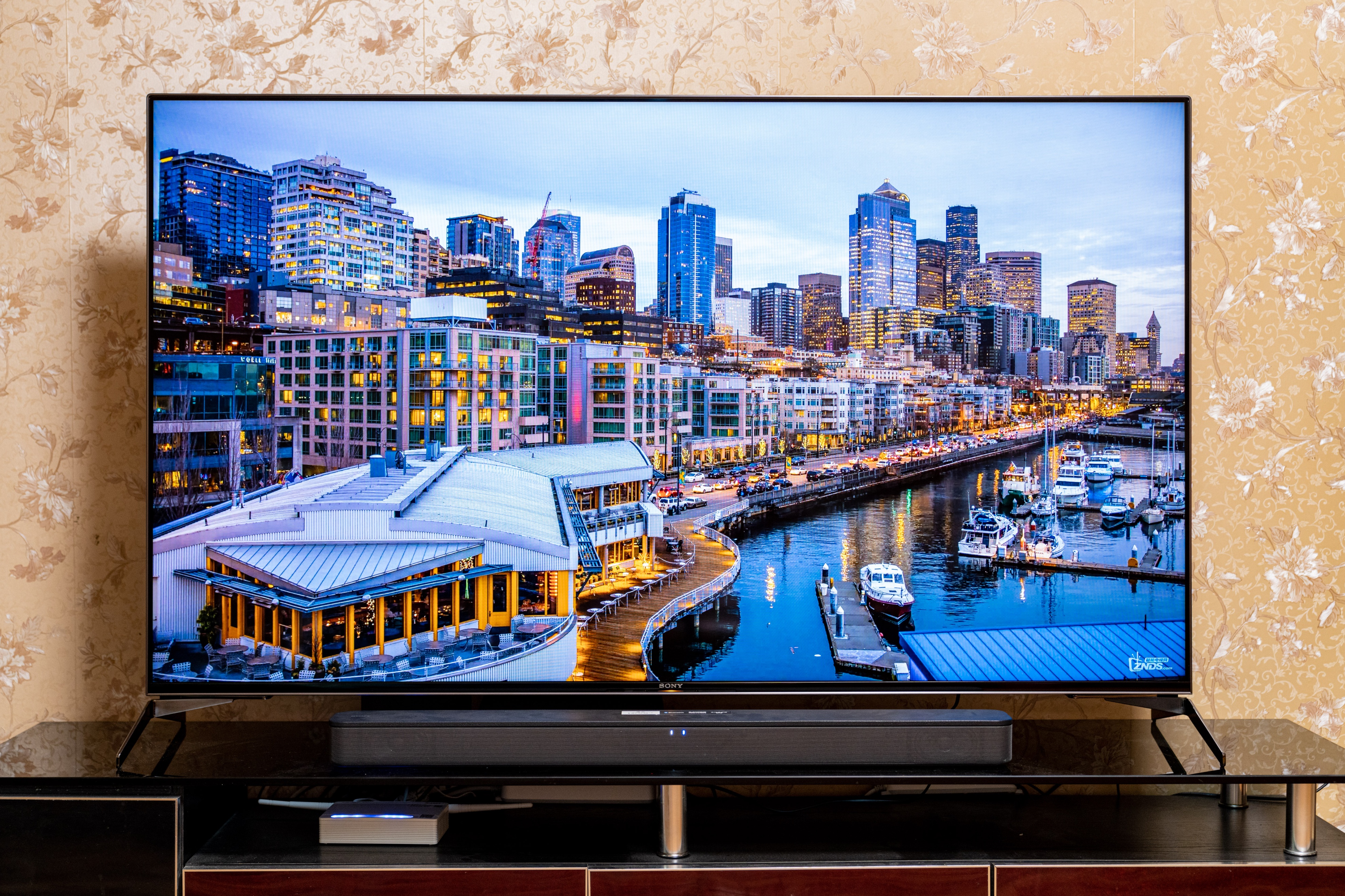 tcl电视三星电视机哪个好,全球电视销量排名tcl电视第二