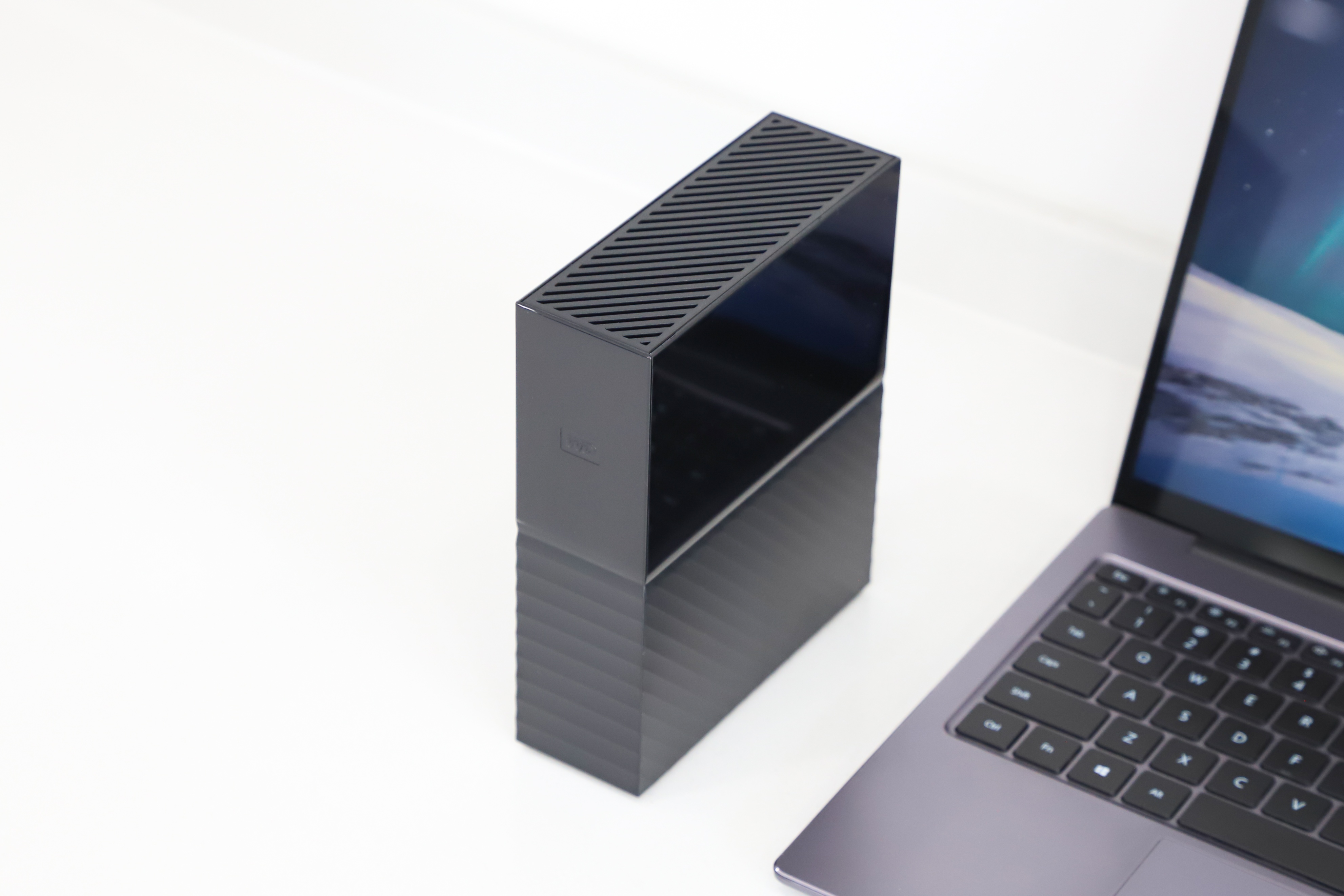 西部数据wdmybook14tb移动硬盘,wd西部数据mybook8tb评测