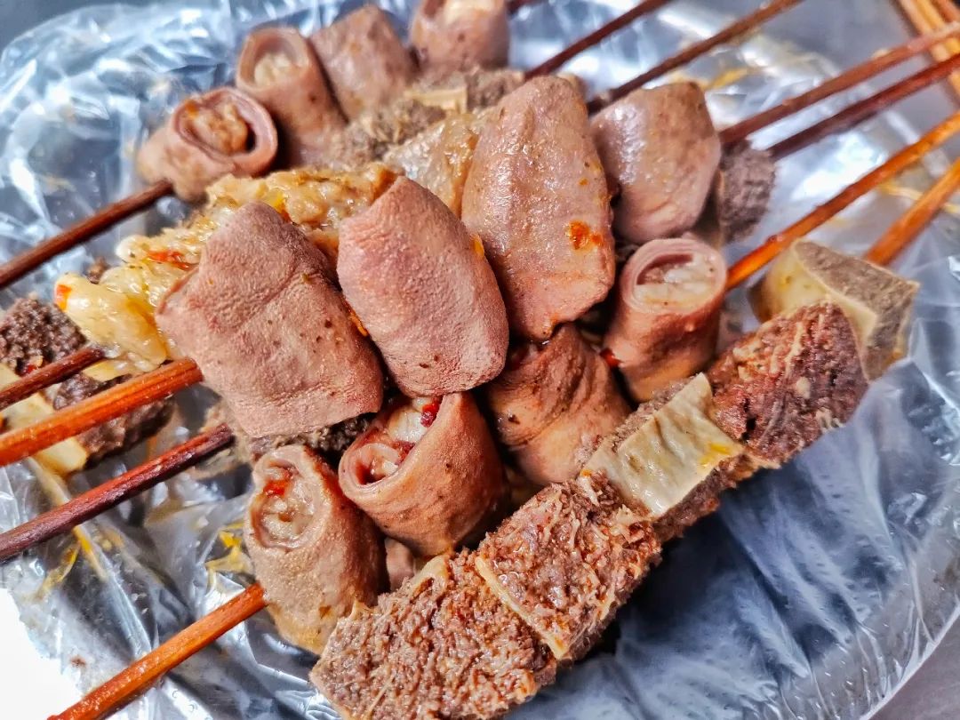 连州美食的历史由来,连州千年瑶寨特产