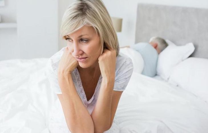 女性绝经会影响夫妻感情吗,女人绝经对夫妻影响怎么弥补