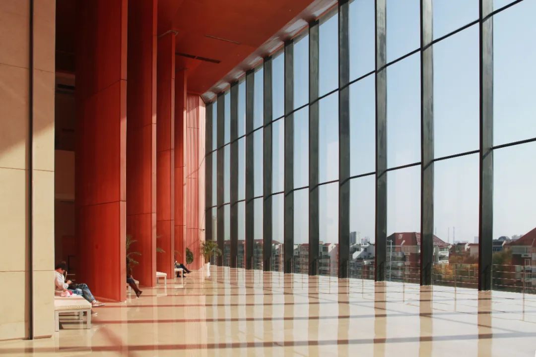 想给这座低调的贵族城市抱不平，它才不是小透明！