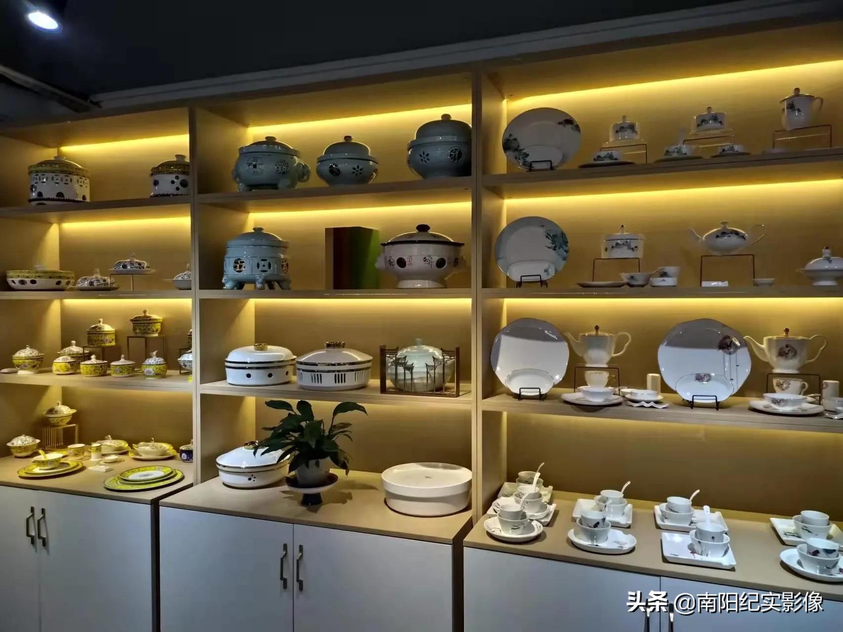 深圳华源厨具设备有限公司,华源家具厨具