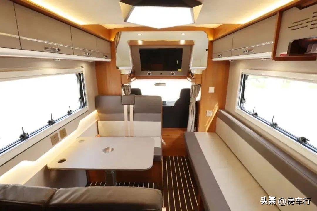 平价c型房车,越野房车平价